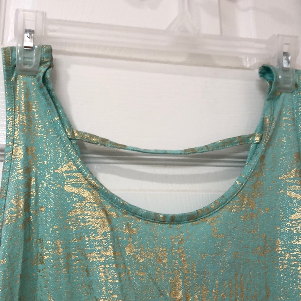 SOLD!! Beautiful Jennifer Lopez Tank Top! Size XL! - Picture 2 of 7